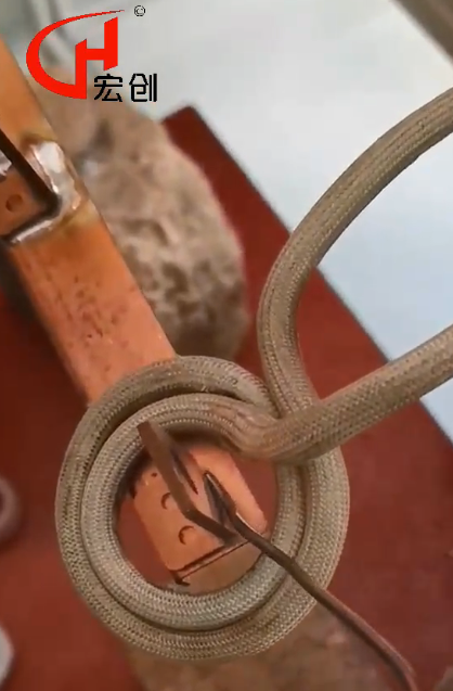 高頻感應加熱設備對柱塞泵缸套的淬火熱處理