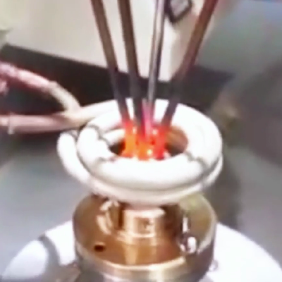 宏創(chuàng)高頻：自動(dòng)化分配器釬焊專機(jī)，助力精密連接高效穩(wěn)定