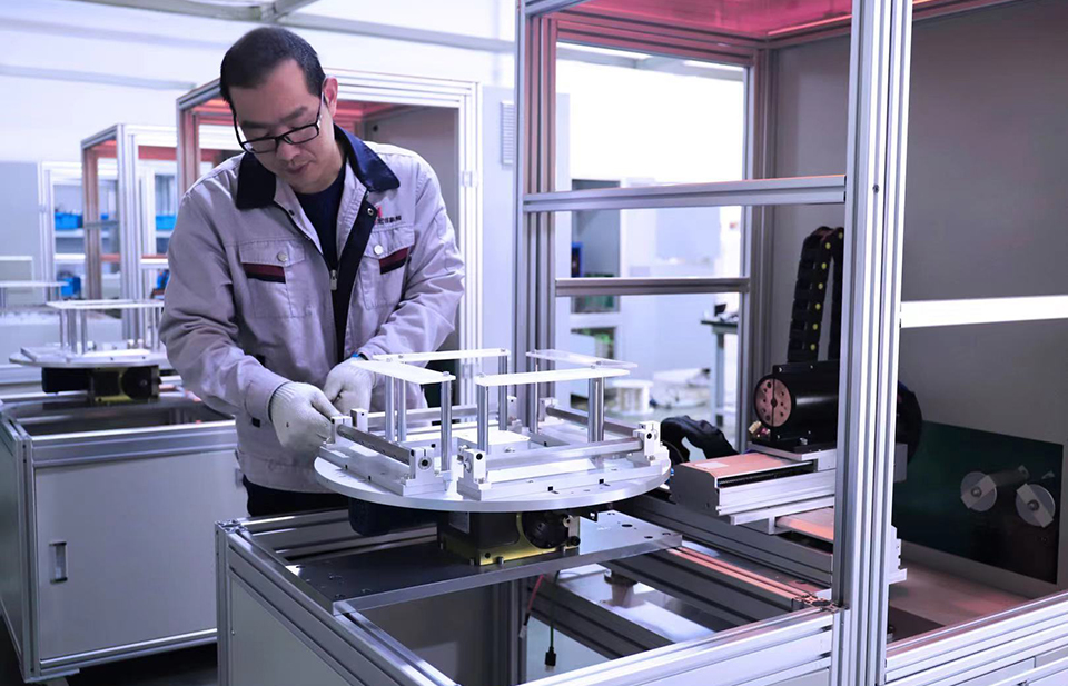 制冷設(shè)備進(jìn)行釬焊，焊后接頭發(fā)黑長銅綠該怎么預(yù)防解決？